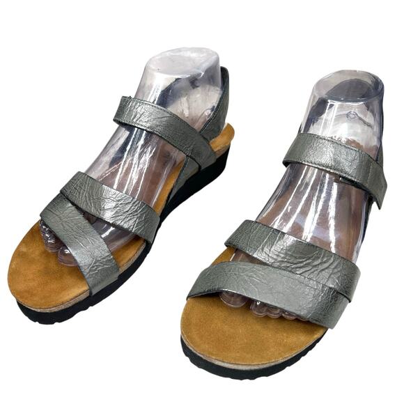 NAOT Women’s Kayla Metallic Grey Wedge Sandal Size 40 US 9 - Picture 6 of 11